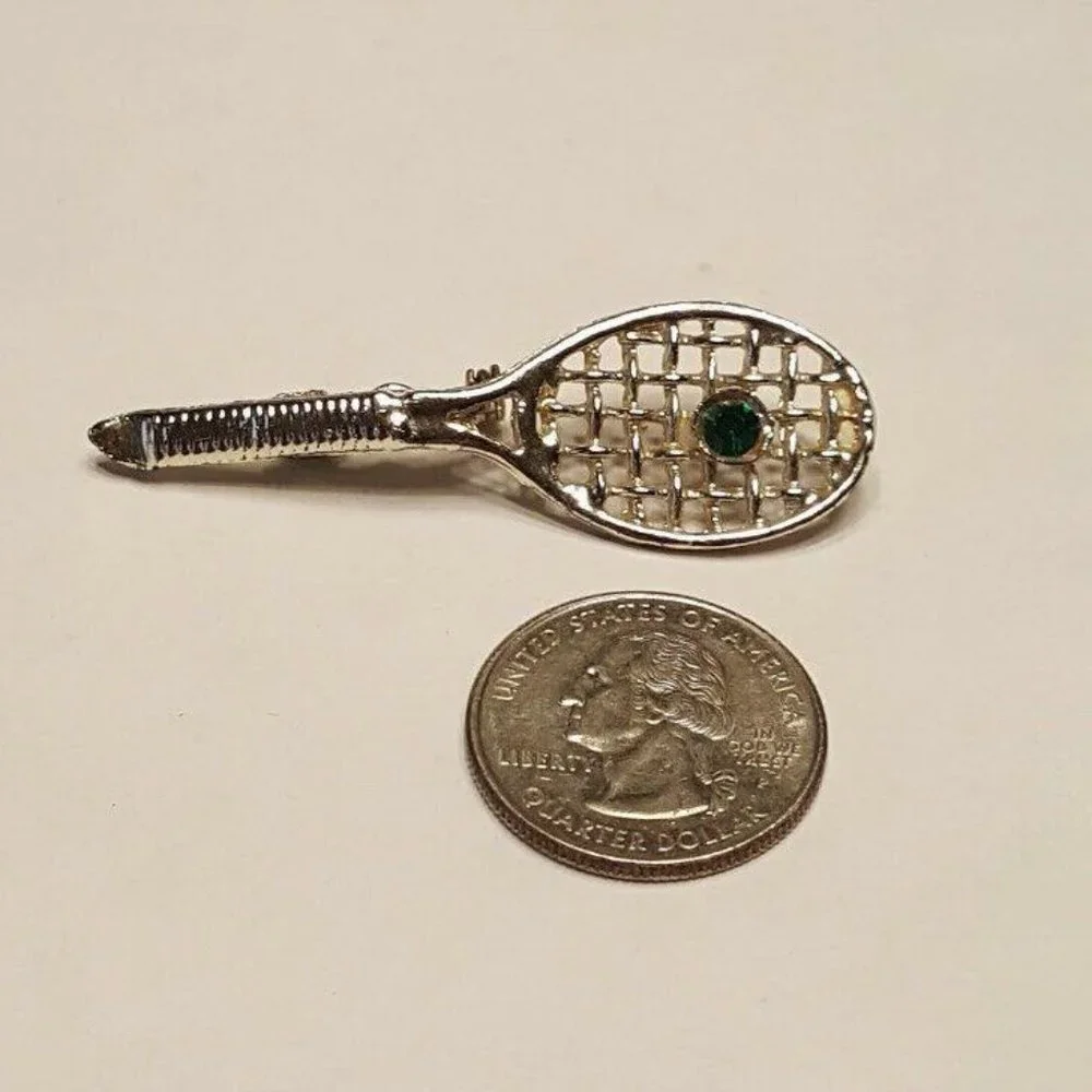 Vintage Brooch Lapel Pin Tennis Racket With Emerald Green Stone Silver Tone - Picture 9 of 9
